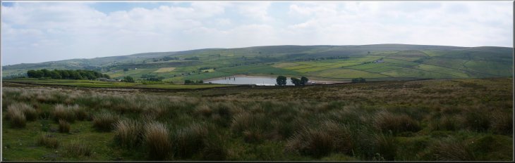 Leeshaw Reservoir from the Harbour Lodge access road
