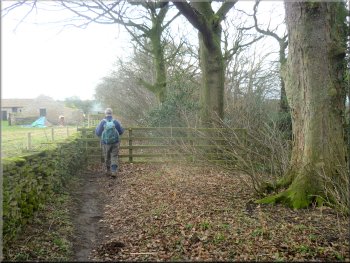 The path past Osborne Lodge farm
