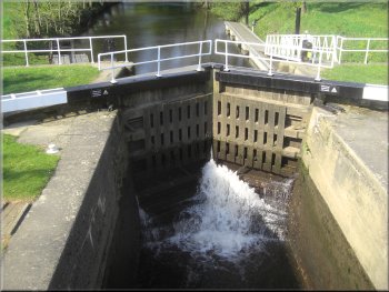 Canal lock at Milby