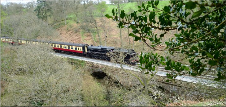 Steam train on the down hill run from Goathland to Grosmont