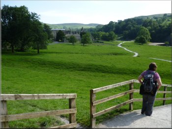 Start of the path down to the River Wharfe