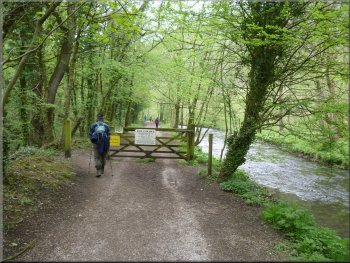 Start of the path by the Wye from Litton Mill to Cressbrook