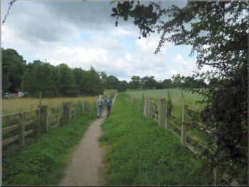 Footpath from Studley Roger to the Deer Park
