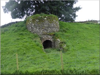 Old farm lime kiln by the A684 at map ref. SD 857 906