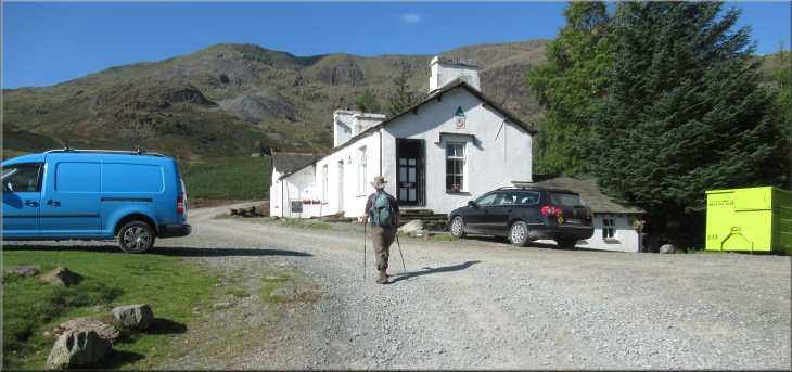 Arriving at the Coppermines Youth Hostel with it's 'Honesty Cafe'
