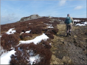 Climbing northwards along the ridge from the Cranberry Rock