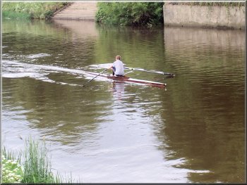 An oarsman prcticing on the Wear near Durham city centre