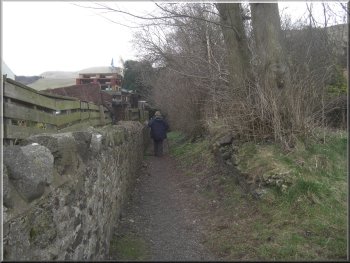Passageway from Yewtree Bank towards Bowmont Water