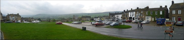 Parking on the village green in the centre of Reeth