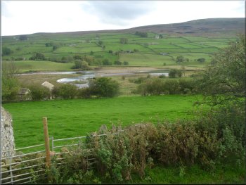 Looking across the River Swale on the edge of Reeth