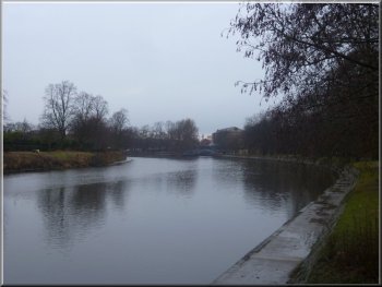 Looking upstream along the River Ouse