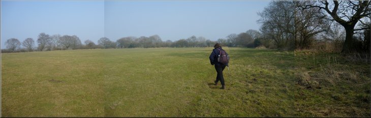Path across the fields from Longlands farm 