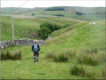 Following the path down to Heber Beck