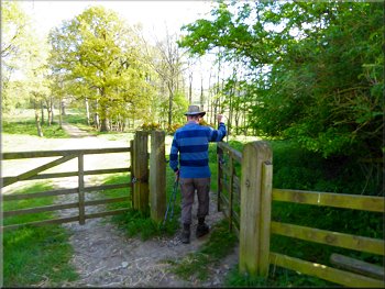 Setting off along the bridleway up Riccal Dale