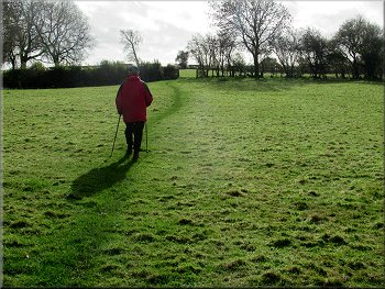 Field path from the caravan site