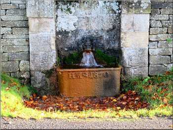 Water trough listed by English Haritage - HMS 1870